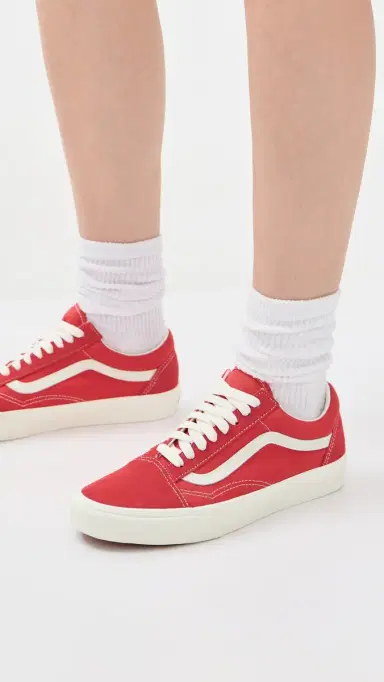Vans Old Skool Unisex Sneakers | Thumbnail 3 Vans Old Skool Unisex Sneakers | Thumbnail 3