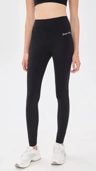 Sporty & Rich Signature ogo Full eggings Black White | Thumbnail 2 Sporty & Rich Signature ogo Full eggings Black White | Thumbnail 2