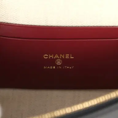 Chanel Chanel "Supple" Top Handle Long Vanity Case with Chain Black Grained Calfskin Gold Hardware | Thumbnail 10 Chanel Chanel "Supple" Top Handle Long Vanity Case with Chain Black Grained Calfskin Gold Hardware | Thumbnail 10