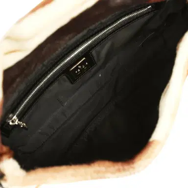 Fendi Vintage Fendi Baguette Bag Brown and White Calf Hair Silver Hardware | Thumbnail 7 Fendi Vintage Fendi Baguette Bag Brown and White Calf Hair Silver Hardware | Thumbnail 7