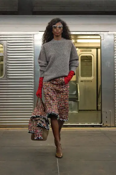 Chanel Pullover | Thumbnail 1 Chanel Pullover | Thumbnail 1