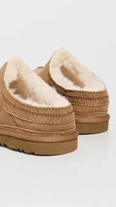 UGG Neuman Slippers Chestnut | Thumbnail 3 UGG Neuman Slippers Chestnut | Thumbnail 3