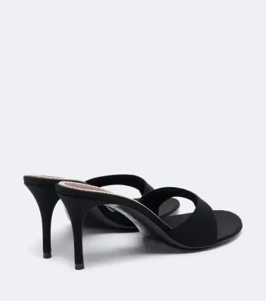 Magda Butrym Satin thong sandals | Thumbnail 2 Magda Butrym Satin thong sandals | Thumbnail 2
