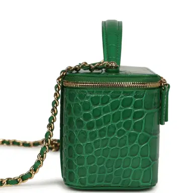 Chanel Chanel Small Top Handle Long Vanity Case Green Croc Embossed Calfskin Gold Hardware | Thumbnail 3 Chanel Chanel Small Top Handle Long Vanity Case Green Croc Embossed Calfskin Gold Hardware | Thumbnail 3