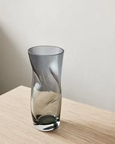 Orrefors Squeeze Tall Crystal Vase | Thumbnail 2 Orrefors Squeeze Tall Crystal Vase | Thumbnail 2