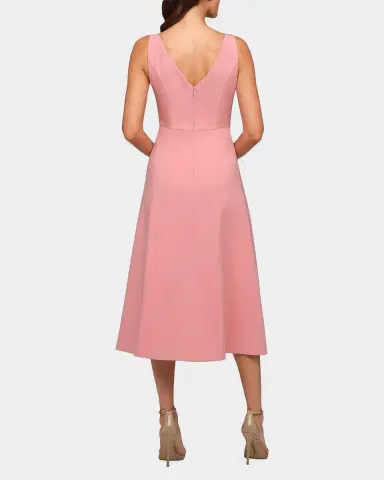 Kay Unger New York Heidi Floral Appliqué Stretch-Crepe Midi Dress | Thumbnail 3 Kay Unger New York Heidi Floral Appliqué Stretch-Crepe Midi Dress | Thumbnail 3