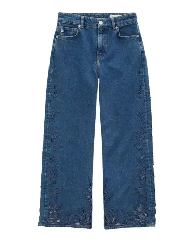 AG Jeans Saige Wide-Leg Crop Jeans | Thumbnail 1 AG Jeans Saige Wide-Leg Crop Jeans | Thumbnail 1