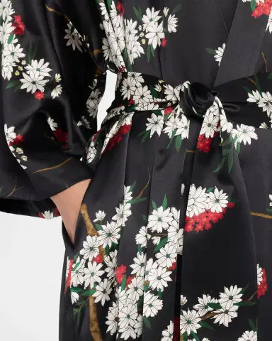 Olivia von Halle Queenie René Floral-Print Silk Robe | Thumbnail 5 Olivia von Halle Queenie René Floral-Print Silk Robe | Thumbnail 5