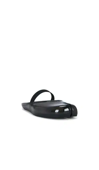 Steve Madden Cova Flat | Thumbnail 1 Steve Madden Cova Flat | Thumbnail 1