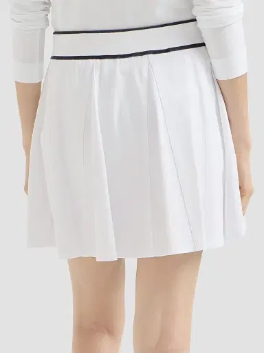 Brunello Cucinelli Women's Stretch Cotton Piqué Mini Skirt with Logo - White | Thumbnail 3 Brunello Cucinelli Women's Stretch Cotton Piqué Mini Skirt with Logo - White | Thumbnail 3