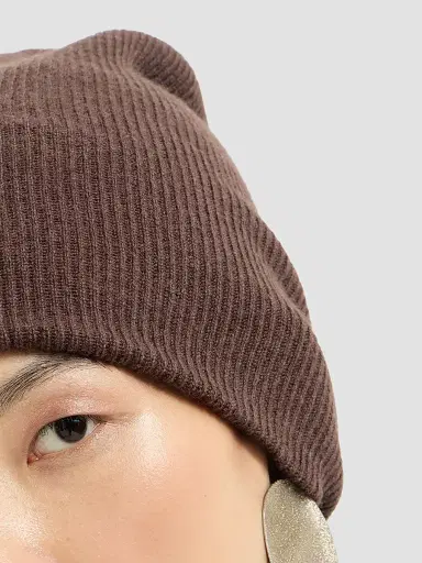 Brunello Cucinelli Women's Cashmere English Rib Knit Beanie | Thumbnail 3 Brunello Cucinelli Women's Cashmere English Rib Knit Beanie | Thumbnail 3