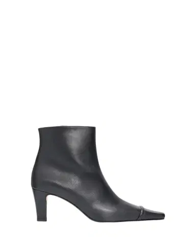 Manolo Blahnik Vivecal Leather Ankle Boots | Thumbnail 1 Manolo Blahnik Vivecal Leather Ankle Boots | Thumbnail 1