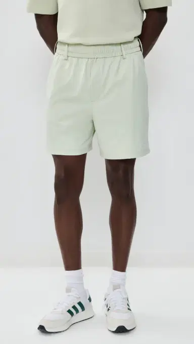 Malbon cooter Coolcore Shorts Green Tint | Thumbnail 2 Malbon cooter Coolcore Shorts Green Tint | Thumbnail 2