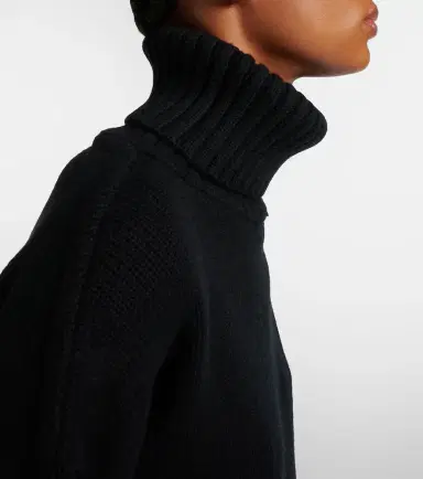Extreme Cashmere N°434 cashmere turtleneck sweater | Thumbnail 5 Extreme Cashmere N°434 cashmere turtleneck sweater | Thumbnail 5