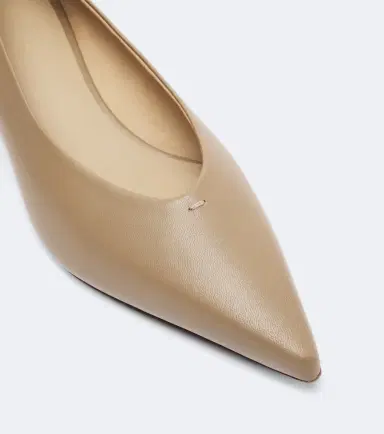 Max Mara Leather pumps | Thumbnail 3 Max Mara Leather pumps | Thumbnail 3