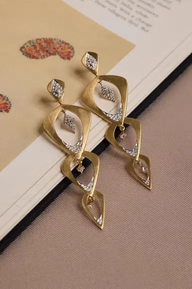 ARUNASHI Diamond Three Tier Wicker Earrings | Thumbnail 5 ARUNASHI Diamond Three Tier Wicker Earrings | Thumbnail 5