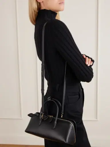 Alaïa Delta Small Leather Shoulder Bag | Thumbnail 3 Alaïa Delta Small Leather Shoulder Bag | Thumbnail 3