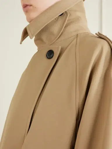 RÓHE Classic Double-breasted Gabardine Trench Coat | Thumbnail 5 RÓHE Classic Double-breasted Gabardine Trench Coat | Thumbnail 5