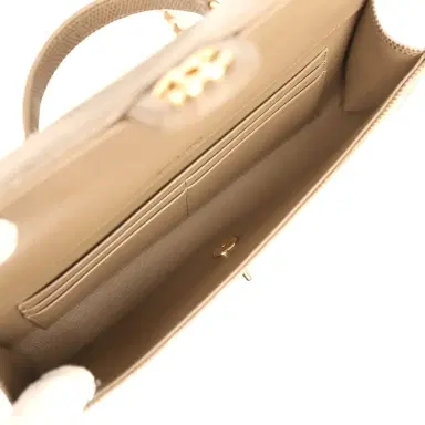 Chanel Chanel Long Top Handle Clutch with Chain Dark Khaki Lizard Embossed Calfskin Gold Hardware | Thumbnail 9 Chanel Chanel Long Top Handle Clutch with Chain Dark Khaki Lizard Embossed Calfskin Gold Hardware | Thumbnail 9