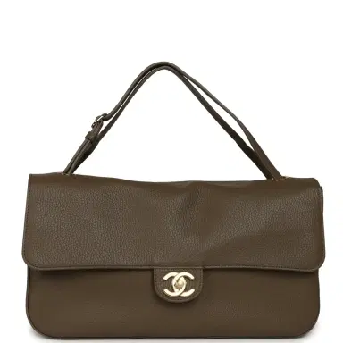 Chanel Chanel Maxi "Souplissimo" Small Flap Bag Dark Khaki Grained Calfskin Gold Hardware | Thumbnail 7 Chanel Chanel Maxi "Souplissimo" Small Flap Bag Dark Khaki Grained Calfskin Gold Hardware | Thumbnail 7