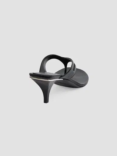 Gucci Women's Vittoria 55MM Leather Thong Sandals | Thumbnail 2 Gucci Women's Vittoria 55MM Leather Thong Sandals | Thumbnail 2