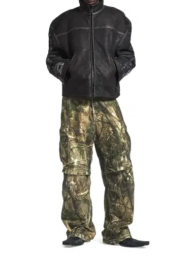 Balenciaga Men's Baggy Cargo Pants - Multicolored | Thumbnail 6 Balenciaga Men's Baggy Cargo Pants - Multicolored | Thumbnail 6