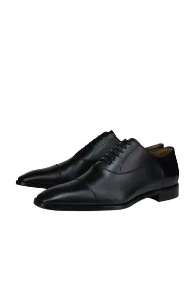 Christian Louboutin Greggory Flat Oxford | Thumbnail 2 Christian Louboutin Greggory Flat Oxford | Thumbnail 2