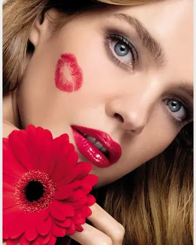 Guerlain KissKiss Shine Bloom Lipstick Balm | Thumbnail 8 Guerlain KissKiss Shine Bloom Lipstick Balm | Thumbnail 8