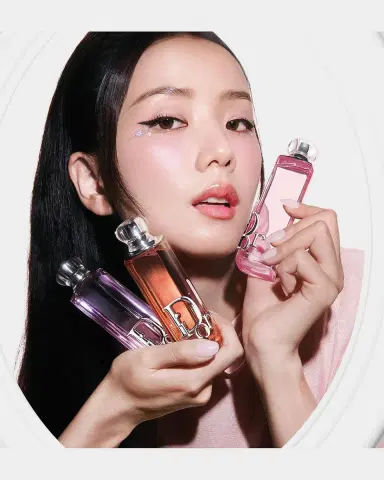 Dior Addict Rosy Glow Eau de Parfum | Thumbnail 5 Dior Addict Rosy Glow Eau de Parfum | Thumbnail 5