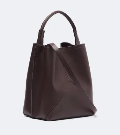 Victoria Beckham Victoria leather bucket bag | Thumbnail 3 Victoria Beckham Victoria leather bucket bag | Thumbnail 3
