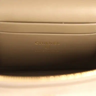 Chanel Chanel Top Handle Long Vanity Case with Chain Dark Khaki Lizard Embossed Calfskin Gold Hardware | Thumbnail 9 Chanel Chanel Top Handle Long Vanity Case with Chain Dark Khaki Lizard Embossed Calfskin Gold Hardware | Thumbnail 9
