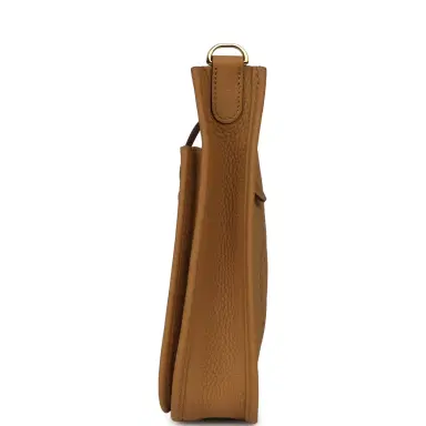 HERMÈS Hermes Evelyne III PM Biscuit Clemence Gold Hardware | Thumbnail 3 HERMÈS Hermes Evelyne III PM Biscuit Clemence Gold Hardware | Thumbnail 3