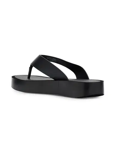 Tory Burch Women's Logo-Medallion Leather Platform Flip-Flops - Black | Thumbnail 4 Tory Burch Women's Logo-Medallion Leather Platform Flip-Flops - Black | Thumbnail 4