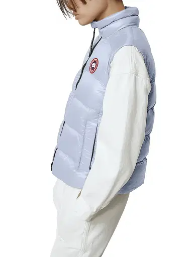 Canada Goose Women's Cypress Vest - Dawn Blue - Size Large | Thumbnail 4 Canada Goose Women's Cypress Vest - Dawn Blue - Size Large | Thumbnail 4
