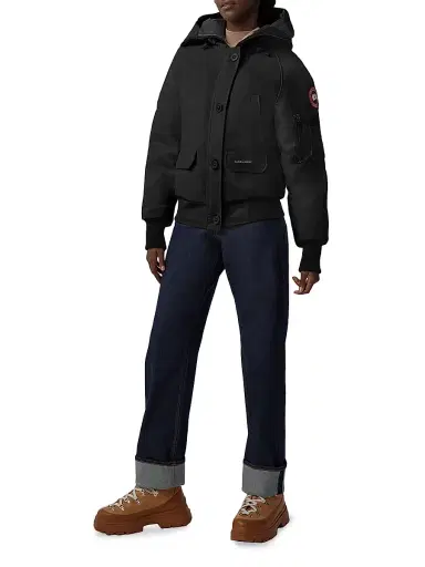 Canada Goose Women's Chilliwack Down Bomber Jacket - Black | Thumbnail 2 Canada Goose Women's Chilliwack Down Bomber Jacket - Black | Thumbnail 2