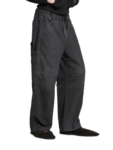 Balenciaga Women's Cropped Skater Pants | Thumbnail 6 Balenciaga Women's Cropped Skater Pants | Thumbnail 6
