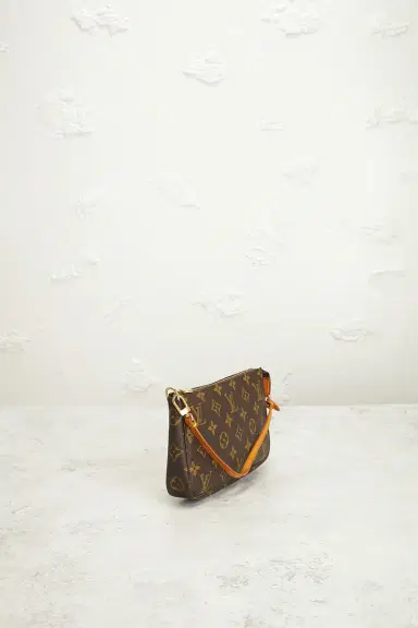 louis vuitton Louis Vuitton Monogram Pochette Accessoires Shoulder Bag | Thumbnail 4 louis vuitton Louis Vuitton Monogram Pochette Accessoires Shoulder Bag | Thumbnail 4