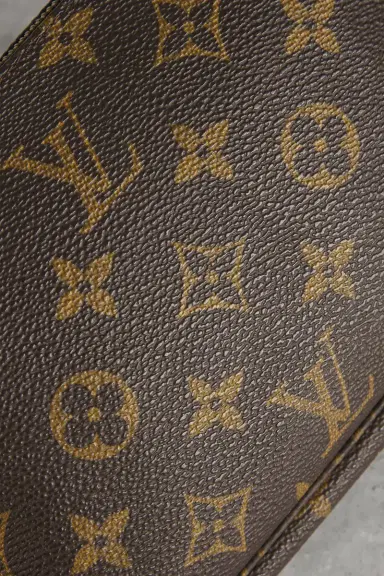 louis vuitton Louis Vuitton Monogram Pochette Accessoires Shoulder Bag | Thumbnail 6 louis vuitton Louis Vuitton Monogram Pochette Accessoires Shoulder Bag | Thumbnail 6