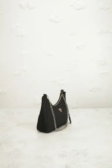 Prada Re-Edition 2005 Re-Nylon Shoulder Bag | Thumbnail 4 Prada Re-Edition 2005 Re-Nylon Shoulder Bag | Thumbnail 4