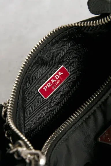 Prada Re-Edition 2005 Re-Nylon Shoulder Bag | Thumbnail 5 Prada Re-Edition 2005 Re-Nylon Shoulder Bag | Thumbnail 5