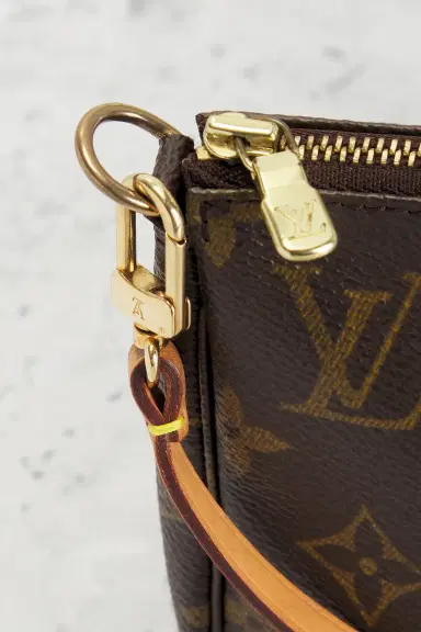 FWRD Renew Louis Vuitton Monogram Pochette Accessoires Shoulder Bag | Thumbnail 7 FWRD Renew Louis Vuitton Monogram Pochette Accessoires Shoulder Bag | Thumbnail 7