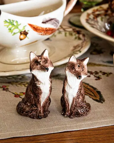 Juliska Clever Creatures Louis and Marie Fox Salt and Pepper Shakers | Thumbnail 4 Juliska Clever Creatures Louis and Marie Fox Salt and Pepper Shakers | Thumbnail 4