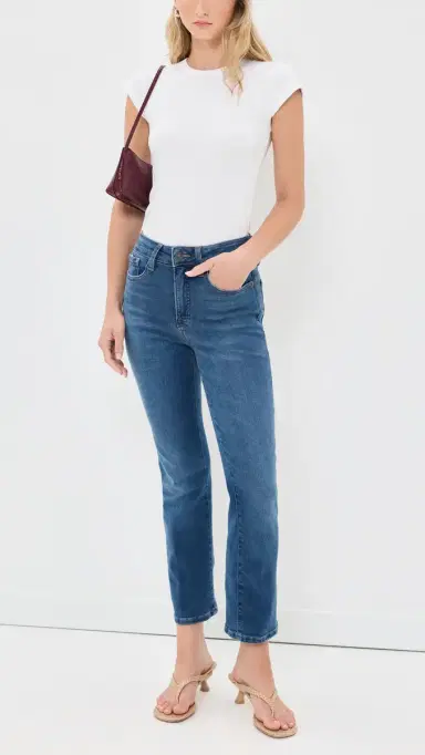 Good American Soft Tech Good Legs Straight Jeans Indigo33 | Thumbnail 5 Good American Soft Tech Good Legs Straight Jeans Indigo33 | Thumbnail 5