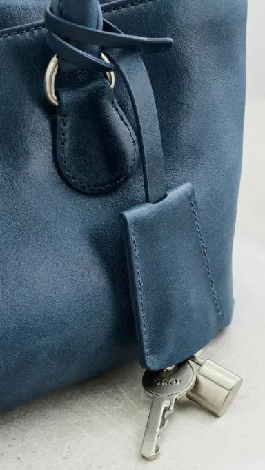 OSOI Shell Brot Mini Tote Bag Aged Blue One Size | Thumbnail 5 OSOI Shell Brot Mini Tote Bag Aged Blue One Size | Thumbnail 5
