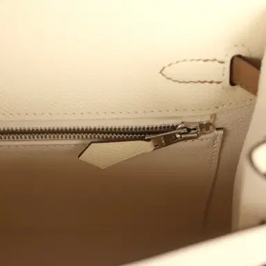 HERMÈS Hermes Kelly Sellier 25 Tri-Color Nata, Chai, Gris Meyer Epsom Palladium Hardware | Thumbnail 9 HERMÈS Hermes Kelly Sellier 25 Tri-Color Nata, Chai, Gris Meyer Epsom Palladium Hardware | Thumbnail 9