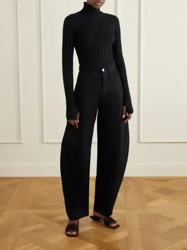 Alaïa Ellipse 30 Suede Slides | Thumbnail 4 Alaïa Ellipse 30 Suede Slides | Thumbnail 4