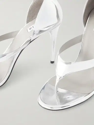 Alaïa Infradito 90 Metallic Leather Sandals | Thumbnail 5 Alaïa Infradito 90 Metallic Leather Sandals | Thumbnail 5