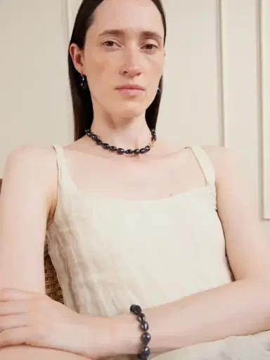 Lucy Delius 14-karat Gold, Diamonds And Pearl Bracelet | Thumbnail 4 Lucy Delius 14-karat Gold, Diamonds And Pearl Bracelet | Thumbnail 4