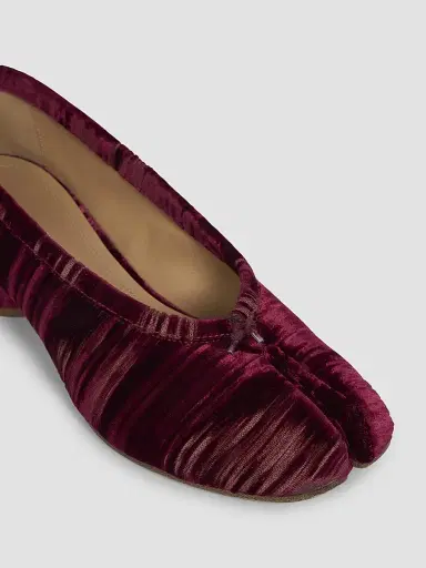 Maison Margiela Women's Tabi Ballerina 35MM Textured Velvet Pumps - Cordovan Red | Thumbnail 4 Maison Margiela Women's Tabi Ballerina 35MM Textured Velvet Pumps - Cordovan Red | Thumbnail 4
