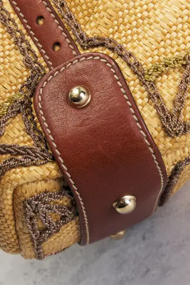 FWRD Renew Gucci Raffia Pelham Embroidered Hobo Bag | Thumbnail 9 FWRD Renew Gucci Raffia Pelham Embroidered Hobo Bag | Thumbnail 9